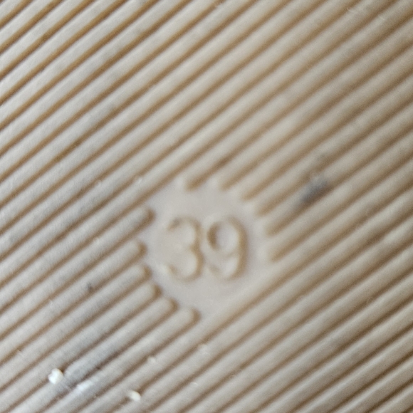 SIKETU Women's Flowered Rhinestone Slippers Sandals - Picture 6 of 7